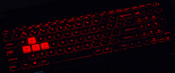 Svietenie klávesnice notebooku GL502vt