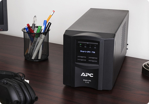 APC Smart-UPS (SMT750IC) 750VA LCD 230V so SmartConnect
